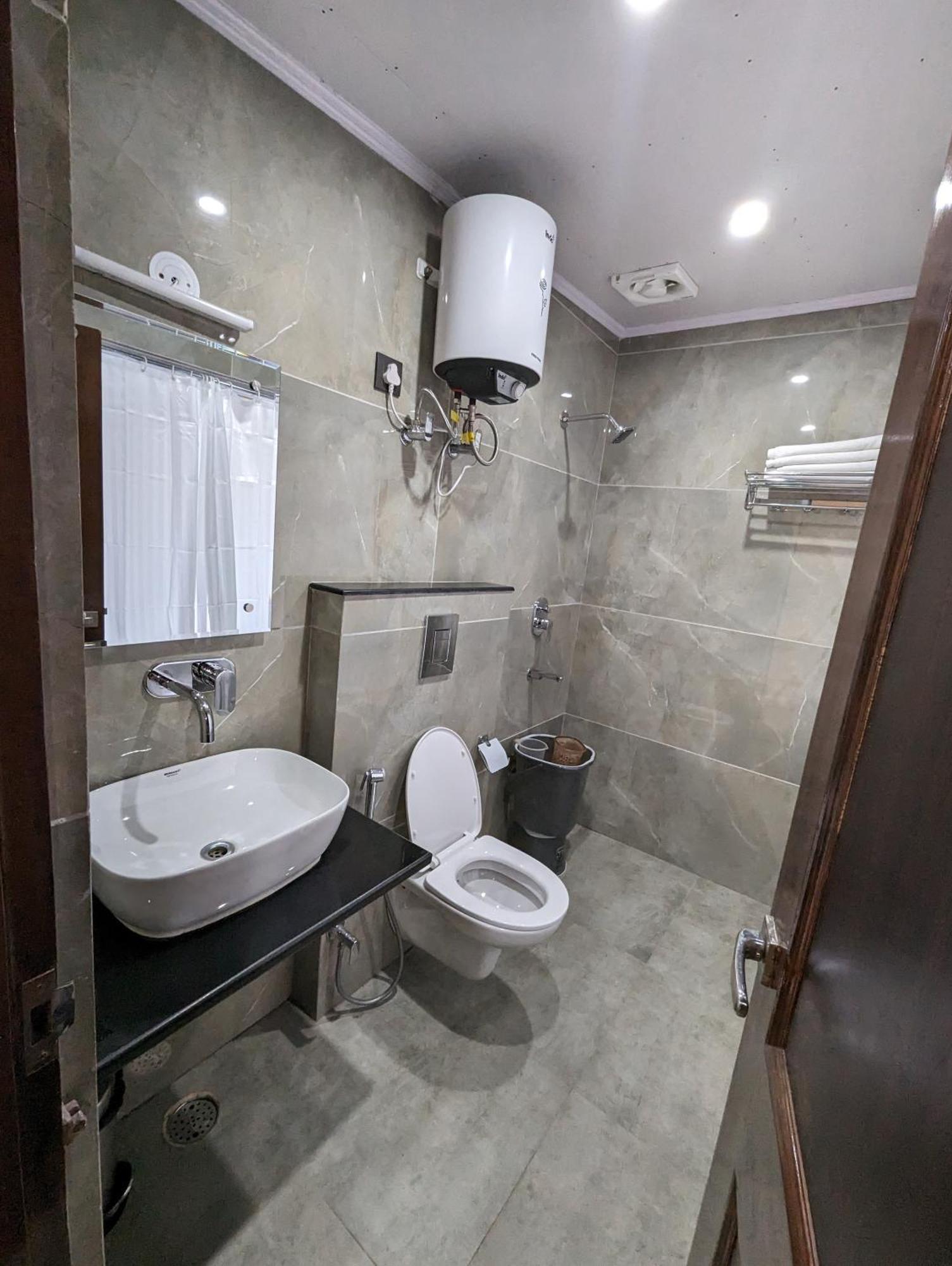 Bed and Breakfast Himalayan Hideaway Shimla Esterno foto